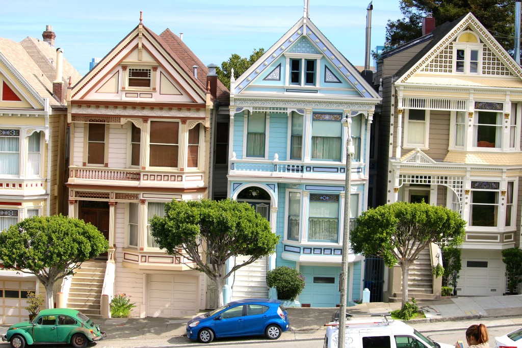 Alamo Square Full House San Francisco viewpoint via TheFashionToFollow